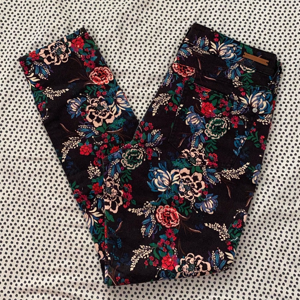 NWOT Pilcro Anthropologie floral ankle jean